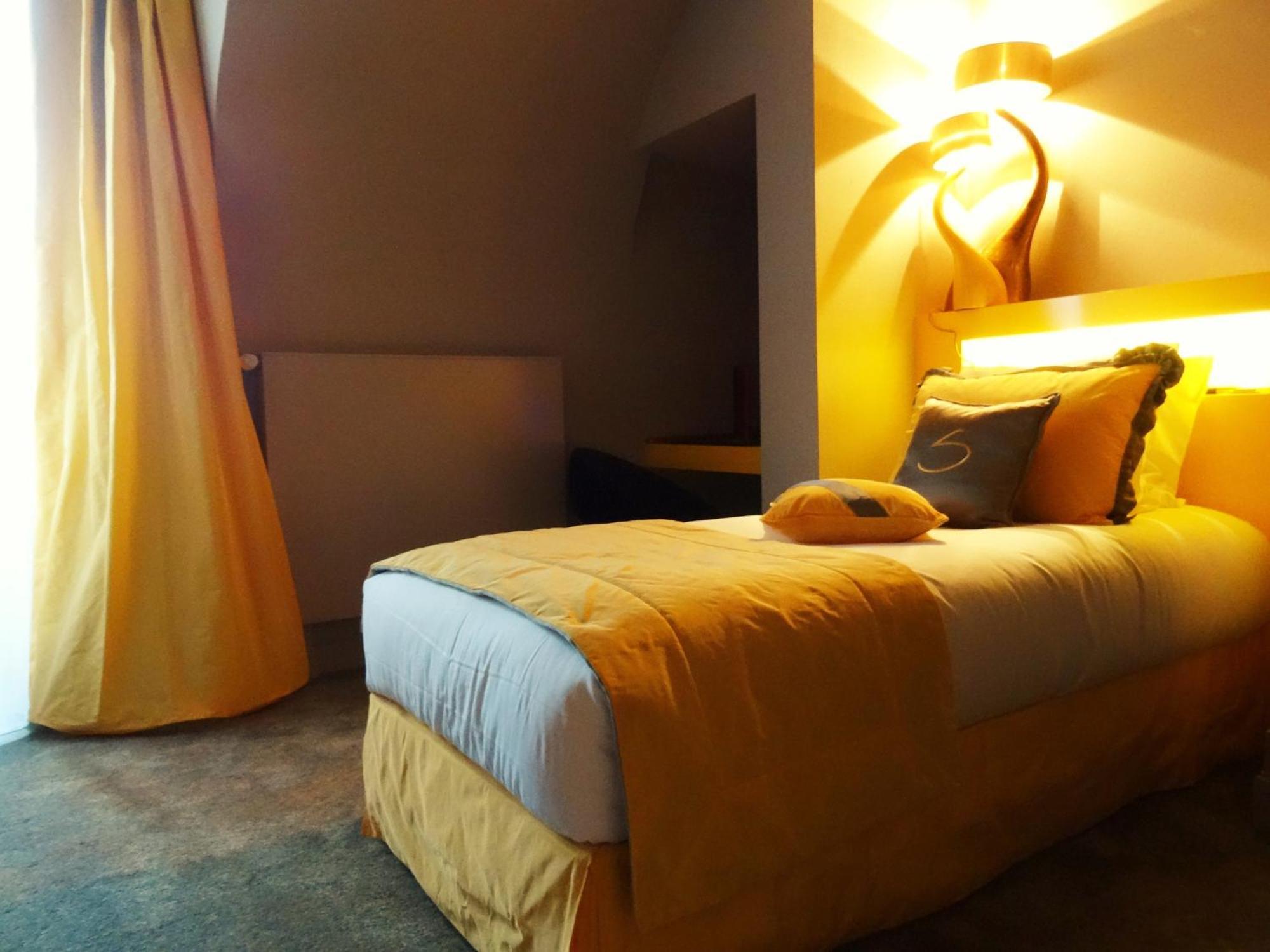Le Stelsia Resort Saint-Sylvestre-sur-Lot Værelse billede