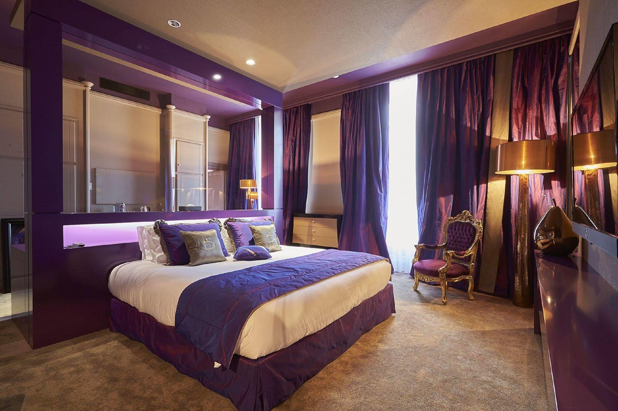 Le Stelsia Resort Saint-Sylvestre-sur-Lot Eksteriør billede