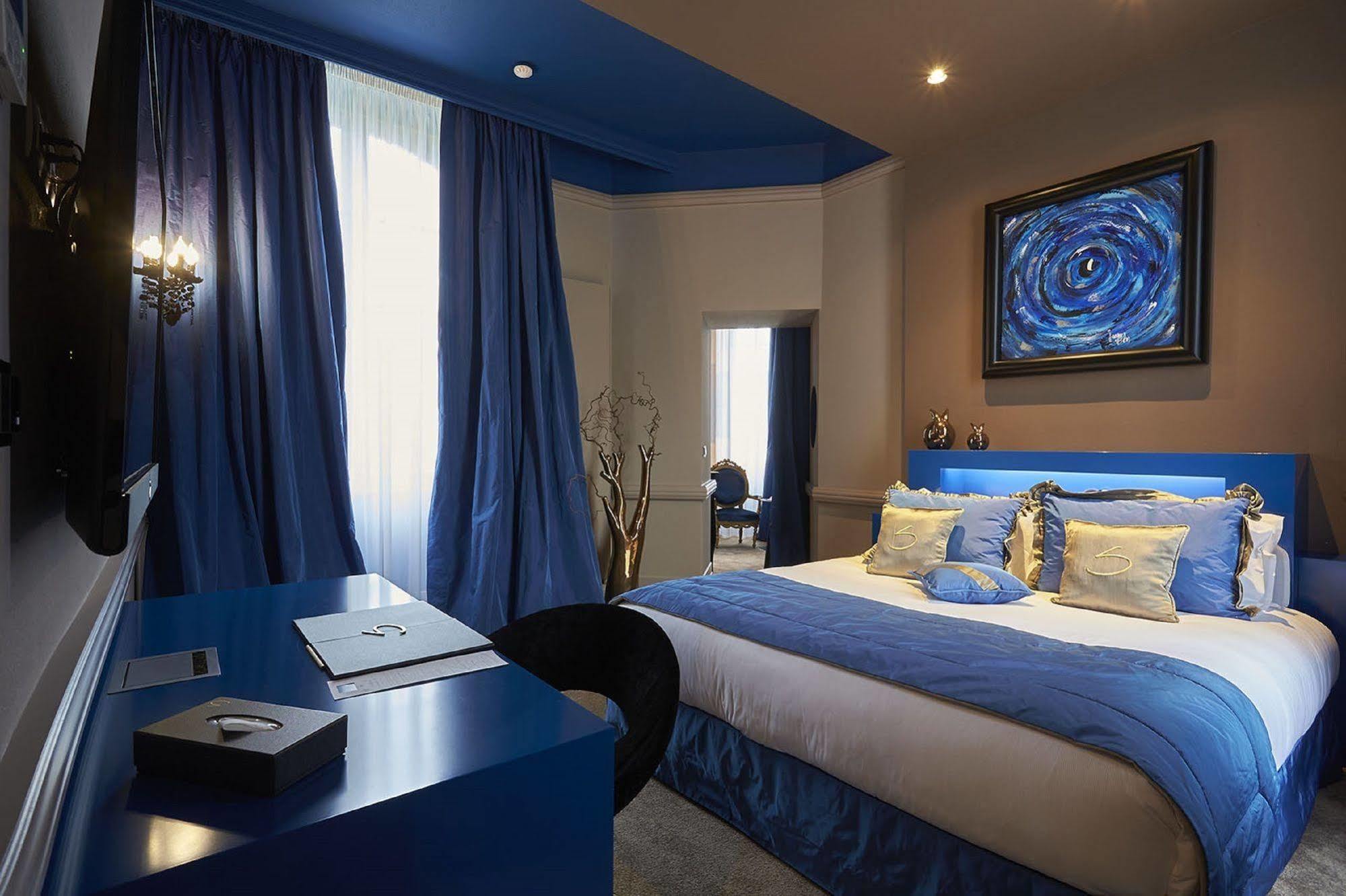 Le Stelsia Resort Saint-Sylvestre-sur-Lot Eksteriør billede